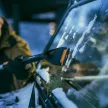 FISKARS X-Series teleszkópos jégkaparó & forgatható hóseprű